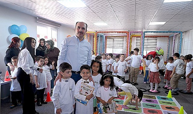 Başkan Altay Bisiklet Bilinci Eğitimi Alan Anaokulu Öğrencileriyle Buluştu