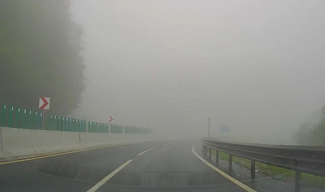 Bolu Dağı'nda sis görüş mesafesini düşürdü