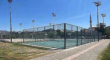 Bostanlı Sahili'ne yeni padel kortları geliyor