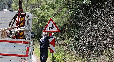 Büyükşehir'den Kemer yayla yollarında kapsamlı çalışma 