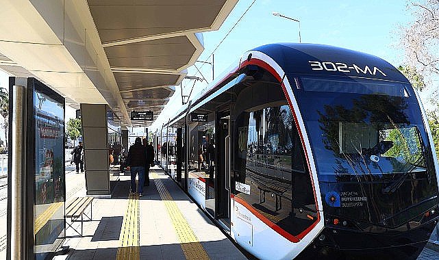 Büyükşehir'den LGS ve YKS adaylarına ücretsiz ulaşım desteği