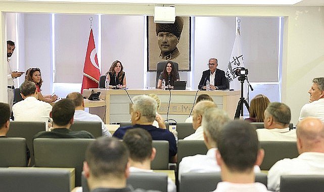 Çeşme Belediye Meclisi'nden yaz sezonu kararı: İnşaat yasağı 15 Haziran'da başlıyor