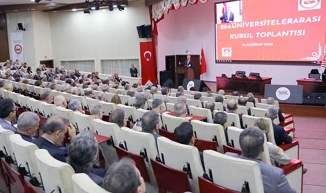 DEÜ Rektörü Yılmaz, Üniversitelerarası Kurul Toplantısına katıldı