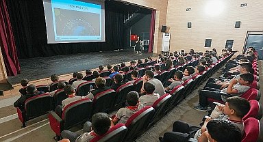 Gaziemir Belediyesi'nden 5 bin 486 öğrenciye geri dönüşüm eğitimi