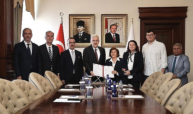 İnegöl'e 7 Birimli Yeni Aile Sağlığı Merkezi İçin Protokol İmzalandı