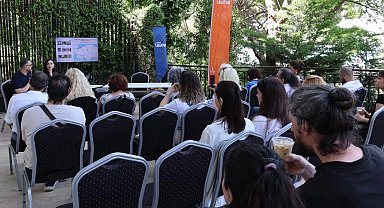 İzmir Şato'da "Şehrin Panoları" hayat buldu