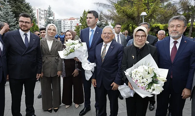 Kayseri iki bakanı birden ağırladı