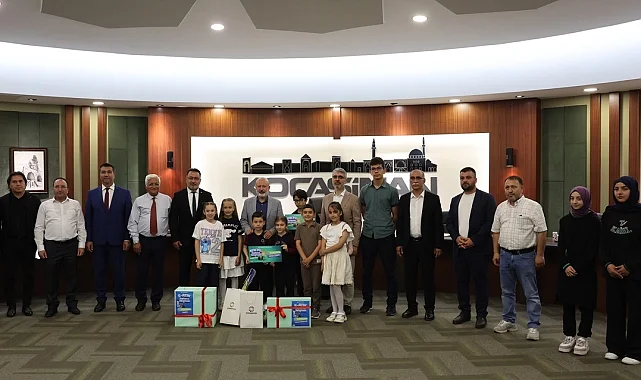 Kayseri Kocasinan'da öğrencilerden 'geri dönüşüm seferberliği'ne destek