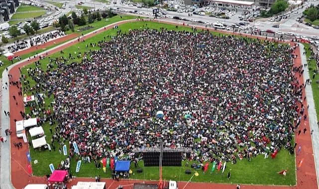 Kayseri Talas'ta maç yayınına YKS molası