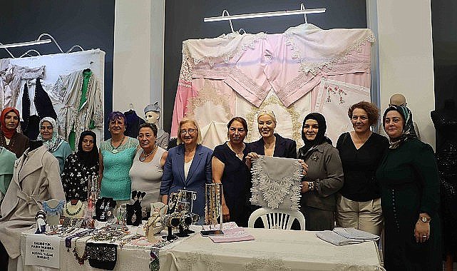 'Öğrenen ve Üreten Aileler'in emeği sergiyle taçlandı