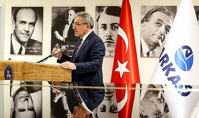 Steinway & Sons Piyanosu DEÜ Devlet Konservatuvarı'nda