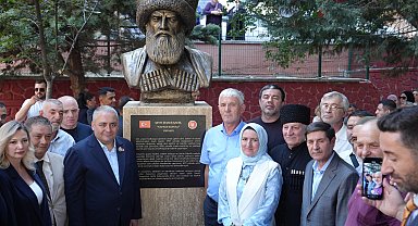 Ankara Keçiören'de Şeyh Şamil büstü törenle açıldı