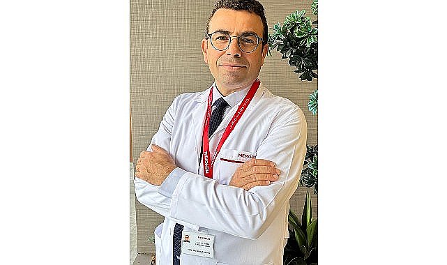 Bacaklardaki Belirgin Mavi Damar Görünümüne Dikkat!