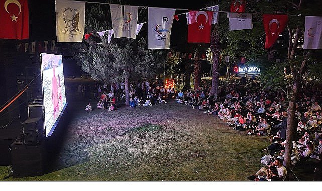 Bayraklı'da Açık Hava Sinema Günleri Devam Ediyor