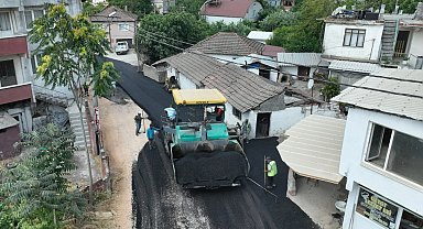 Bursa Karacabey'in Yenikaraağaç Mahallesi'nde yollar yenileniyor