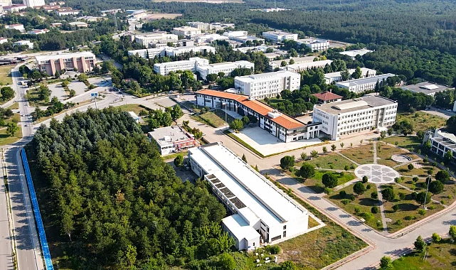 BUÜ, Türkiye'nin en iyi 18 üniversitesi arasında yer aldı
