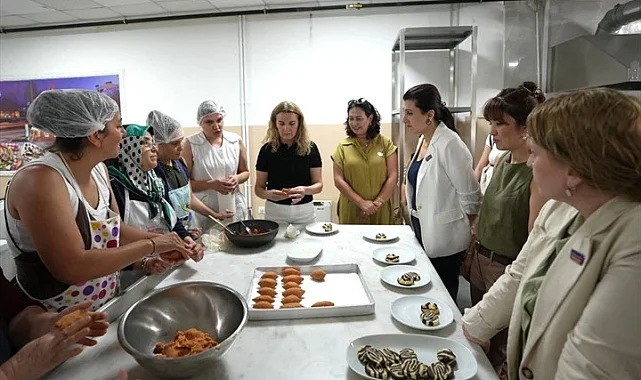 Denizli Büyükşehir'den geleceğin şeflerine profesyonel eğitim