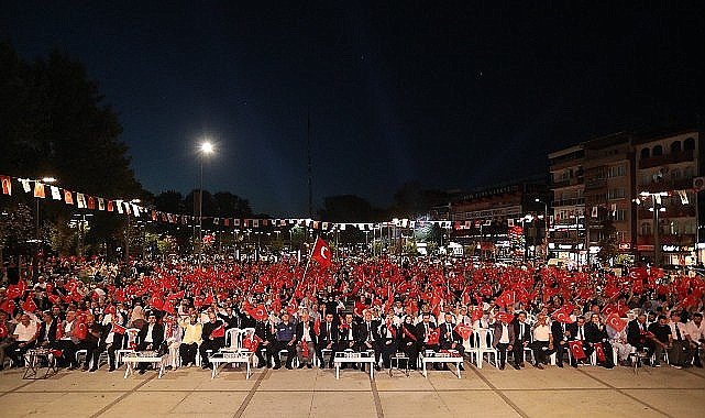 İnegöl 15 Temmuz'un 10'uncu Yılında Millî İrade İçin Tek Yürek Oldu