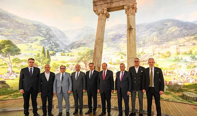 KKTC 5. Cumhurbaşkanı Ersin Tatar Osmangazi'de