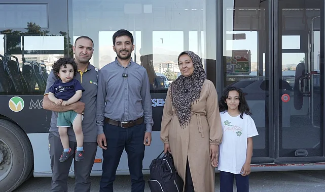 Malatya'da içi ziynet eşyaları dolu unutulan çanta sahibine teslim edildi