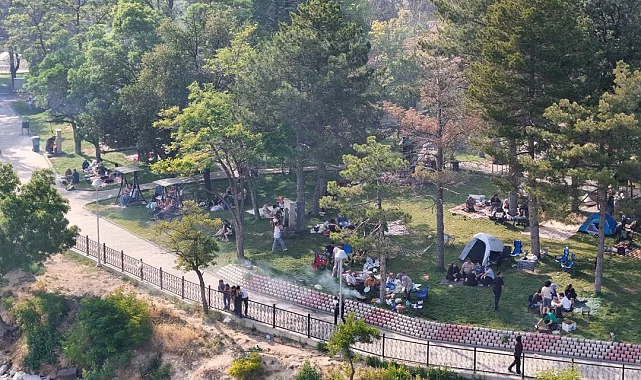 Sarımsaklı Barajı Mesire Alanı'na Kayserililerden tam not