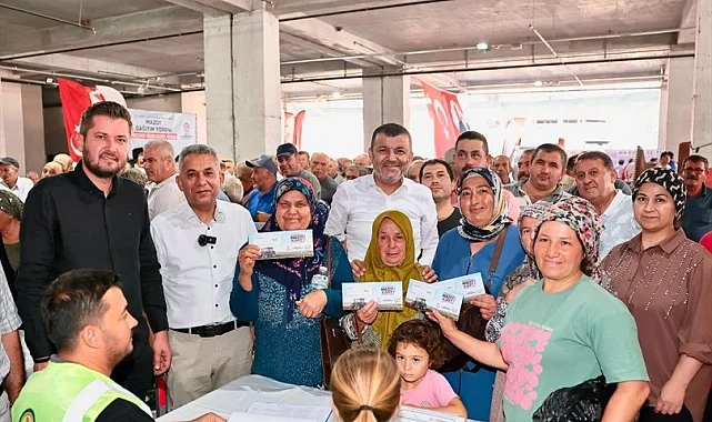 Denizli'de üreticinin yüzü Büyükşehir ile gülüyor