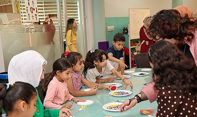 Filistinli Öğrenciler ve Aileleri Selçuklu Belediyesi Gelişim ve Teknoloji Akademisi'nde