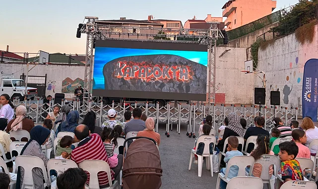Gebze'de 'Mahallemde Sinema Var' sürüyor
