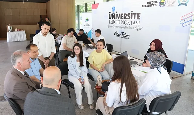 İnegöl Belediyesi tercih sürecinde de öğrencilerin yanında
