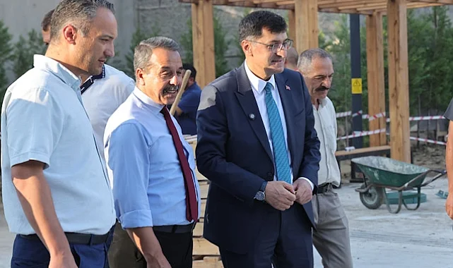 Kütahya Ulucami'deki çalışmalara Başkan Kahveci'den sıkı takip