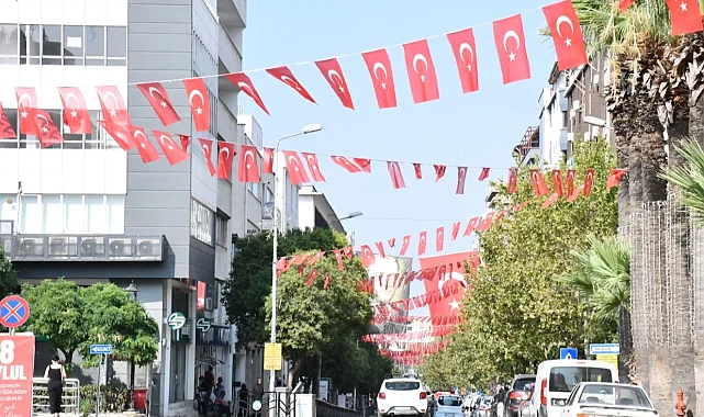 Manisa'nın Kurtuluş coşkusu ilçelere yayılacak