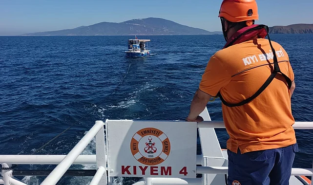 Marmara Adası açıklarında arızalanan tekne kurtarıldı