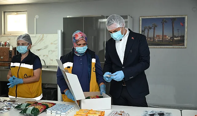 Balıkesir'de öğrencilere beslenme paketi desteği