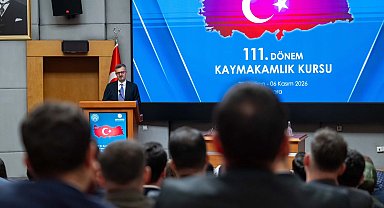 İletişim Başkanı Burhanettin Duran kaymakam adaylarıyla buluştu