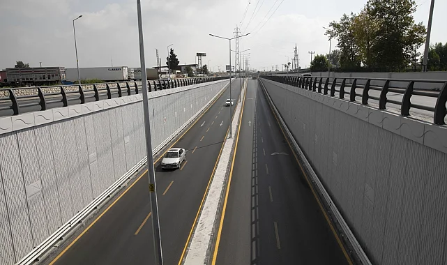 Mersin'de Hal Katlı Kavşağı esnaftan tam not aldı