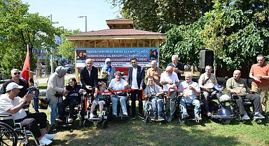 Trabzon'da özel gereksinimli bireylere özel kamelya